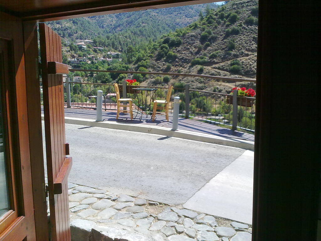 To Kastri Apartment Kalopanagiotis Bilik gambar